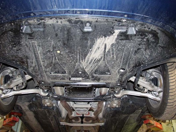 Ocelový kryt motoru Audi A6 (2004-2011)Audi A6