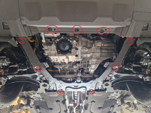 Ocelový kryt motoru Dacia Duster - 4x4 (2024-2025)Dacia Duster