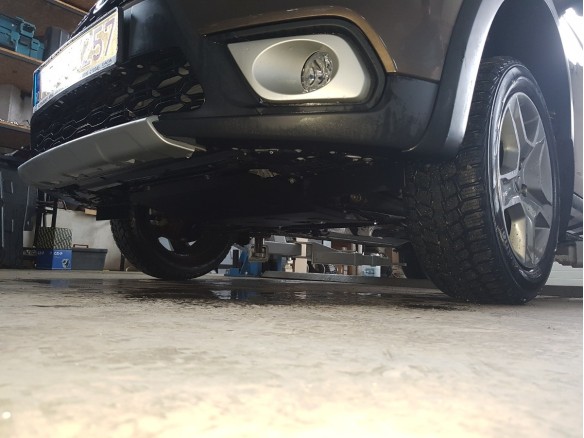 Ocelový kryt motoru Dacia Sandero 2 (2012-2020)Dacia Sandero