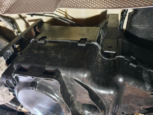 Ocelový kryt AdBlue Ford Transit Custom (2020-2023)Ford Transit Custom