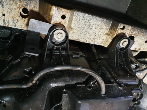 Ocelový kryt AdBlue Ford Transit Custom (2020-2023)Ford Transit Custom