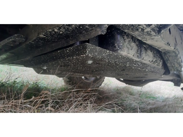 Ocelový kryt palivové nádrže Hyundai Terracan (2001-2007)Hyundai Terracan