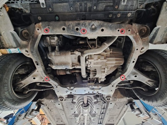 Ocelový kryt motoru Hyundai Verna (2005-2010)Hyundai Verna