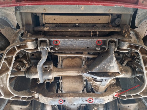 Ocelový kryt motoru Jeep Cherokee - KJ (2001-2008)Jeep Cherokee