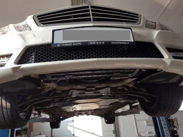 Ocelový kryt motoru Mercedes E-Classe W212 (2009-2016)Mercedes E-Classe