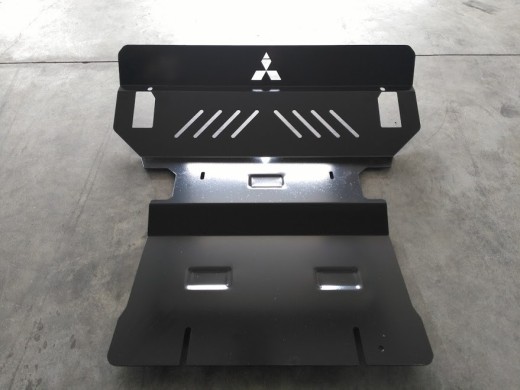 Ocelový kryt motoru Mitsubishi Pajero 3 (V60, V70) (1999-2007)Mitsubishi Shogun