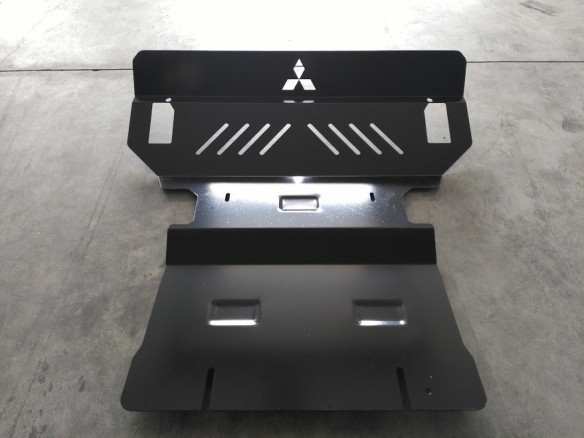 Ocelový kryt motoru Mitsubishi Pajero 3 (V60, V70) (1999-2007)Mitsubishi Shogun