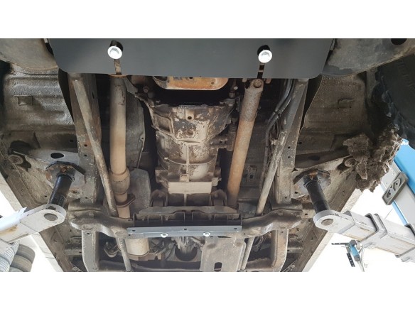 Ocelový kryt převodovky Mitsubishi Pajero 3 (V60, V70) (1999-2007)Mitsubishi Shogun