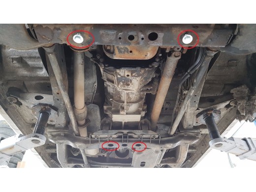 Ocelový kryt převodovky Mitsubishi Pajero 4 (V80, V90) (2007-2021)Mitsubishi Shogun