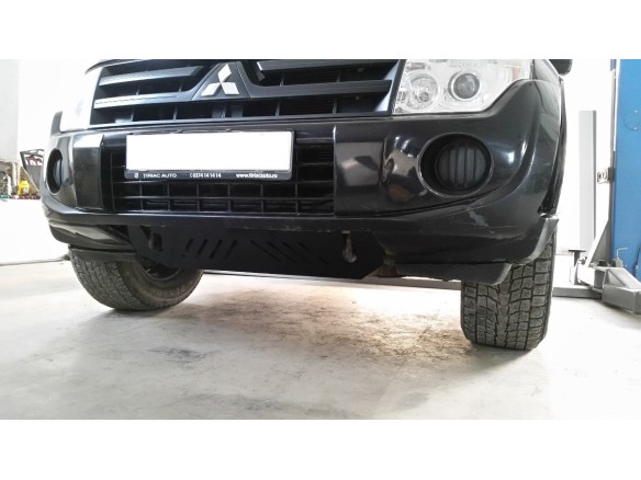 Ocelový kryt motoru Mitsubishi Pajero 4 (V80, V90) (2007-2021)Mitsubishi Shogun