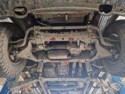 Ocelový kryt motoru Nissan Navara (2005-2015)Nissan Navara