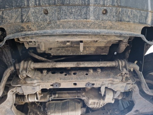 Ocelový kryt chladiče Nissan Pathfinder (2005-2015)Nissan Pathfinder