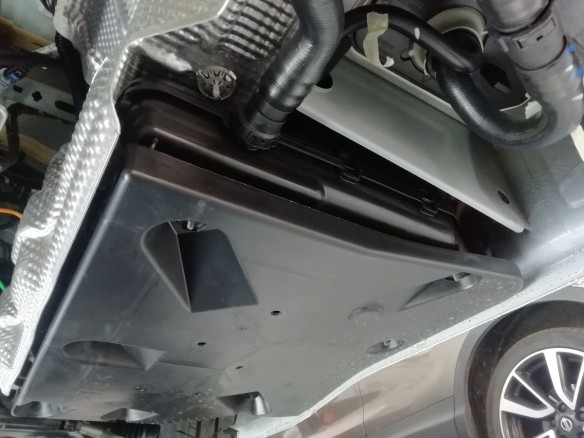 Ocelový kryt AdBlue Renault Master 3 - Model 1 (2016-2021)Renault Master