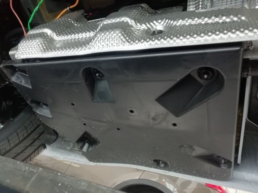 Ocelový kryt AdBlue Renault Master 3 - Model 1 (2016-2021)Renault Master