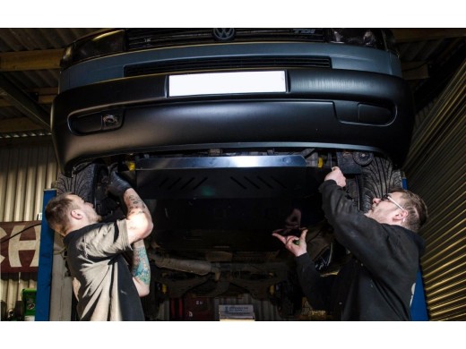 Ocelový kryt motoru VW Transporter T4 Caravelle (1990-2003)Volkswagen Caravelle