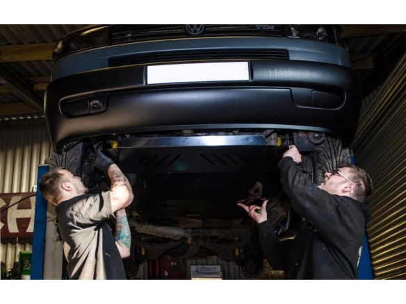 Ocelový kryt motoru VW Transporter T4 Caravelle (1990-2003)Volkswagen Caravelle