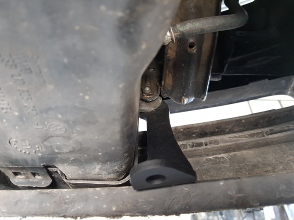 Ocelový kryt motoru VW Golf 4 (1998-2006)Volkswagen Golf