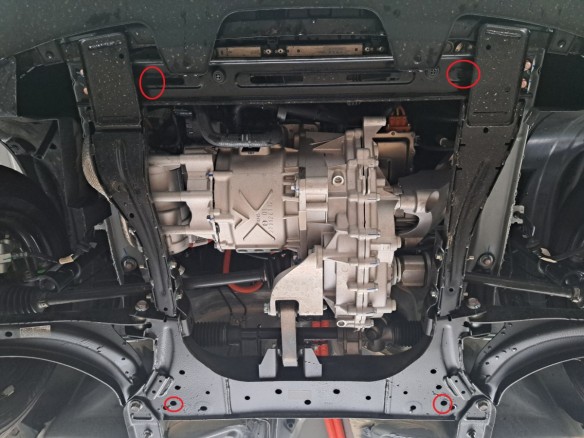 Ocelový kryt motoru Dacia Spring (2024-2025)Dacia Spring