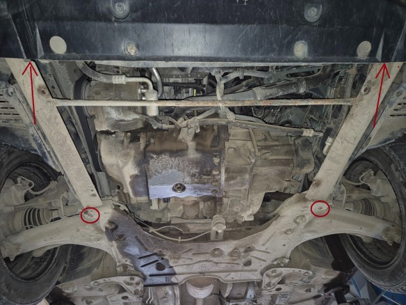 Ocelový kryt motoru Renault Vels Satis (2001-2009)Renault Vels Satis