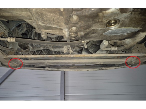 Ocelový kryt motoru Renault Vels Satis (2001-2009)Renault Vels Satis