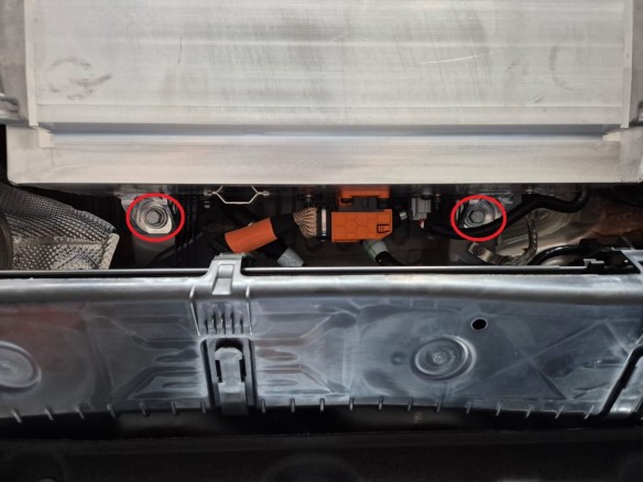 Ocelový kryt akumulátoru Dacii Duster Hybryda (2024-2025)Dacia Duster