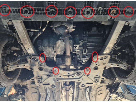 Ocelový kryt motoru Alfa Romeo Giulietta (2010-2020)Alfa Romeo Giulietta