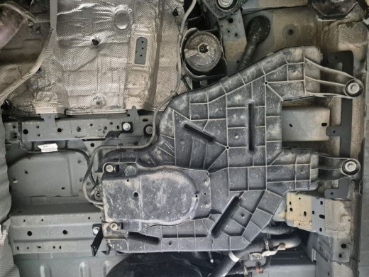 Ocelový kryt nádrže AdBlue Ford Transit Custom (2023-2025)Ford Transit Custom