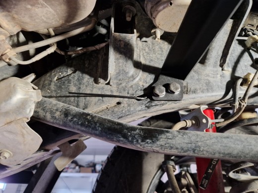 Ocelový kryt motoru Jeep Wrangler - JL (2017-2025)Startseite