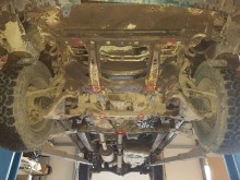 Ocelový kryt převodovky a filtr pevných částic Toyota Hilux (2004-2015)