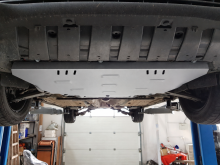 Hliníkový kryt motoru Ford C-Max (2010-2019)